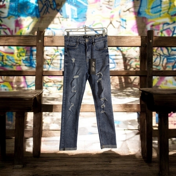 NWT Blue Age Distressed Skinny Jeans Size 7 - Picture 2 of 12